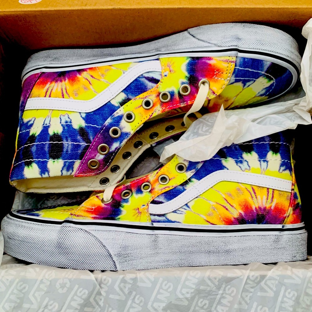 Vans tie dye/true white high tops.